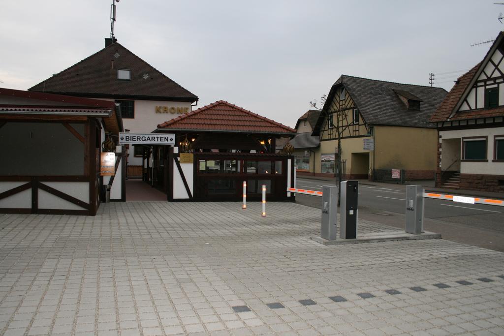 Hotel Krone Friesenheim  Kültér fotó